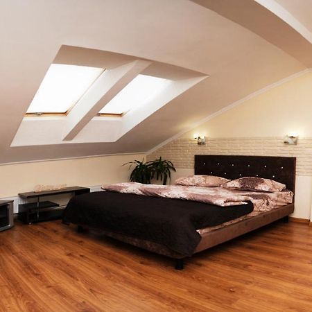 Apartamento Залізнична 49 "Хочу Цю!" Ivano-Frankivsk Exterior foto
