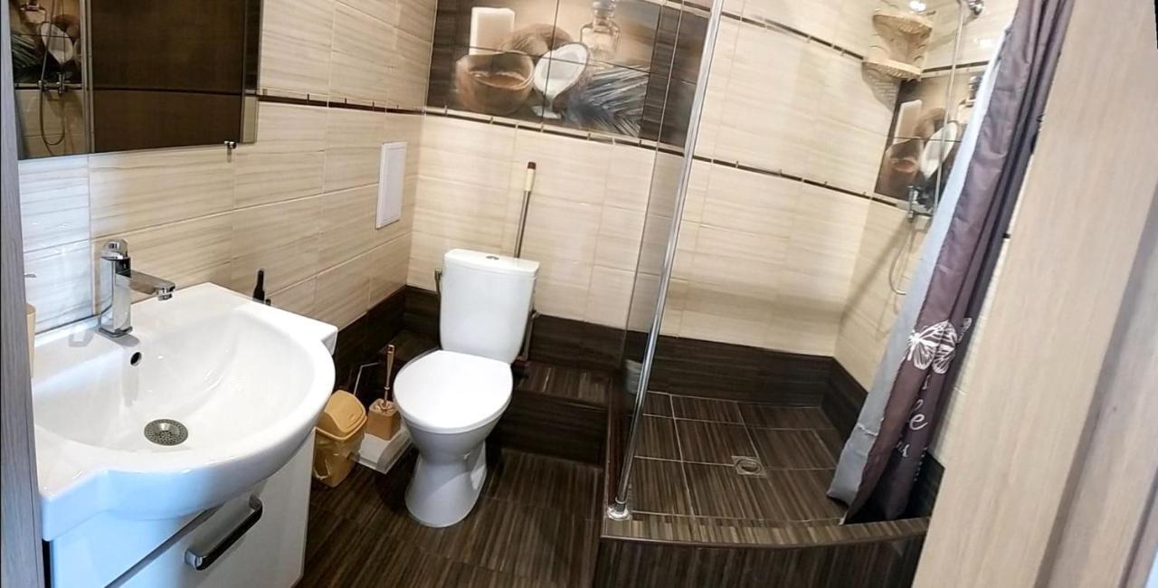 Apartamento Залізнична 49 "Хочу Цю!" Ivano-Frankivsk Exterior foto