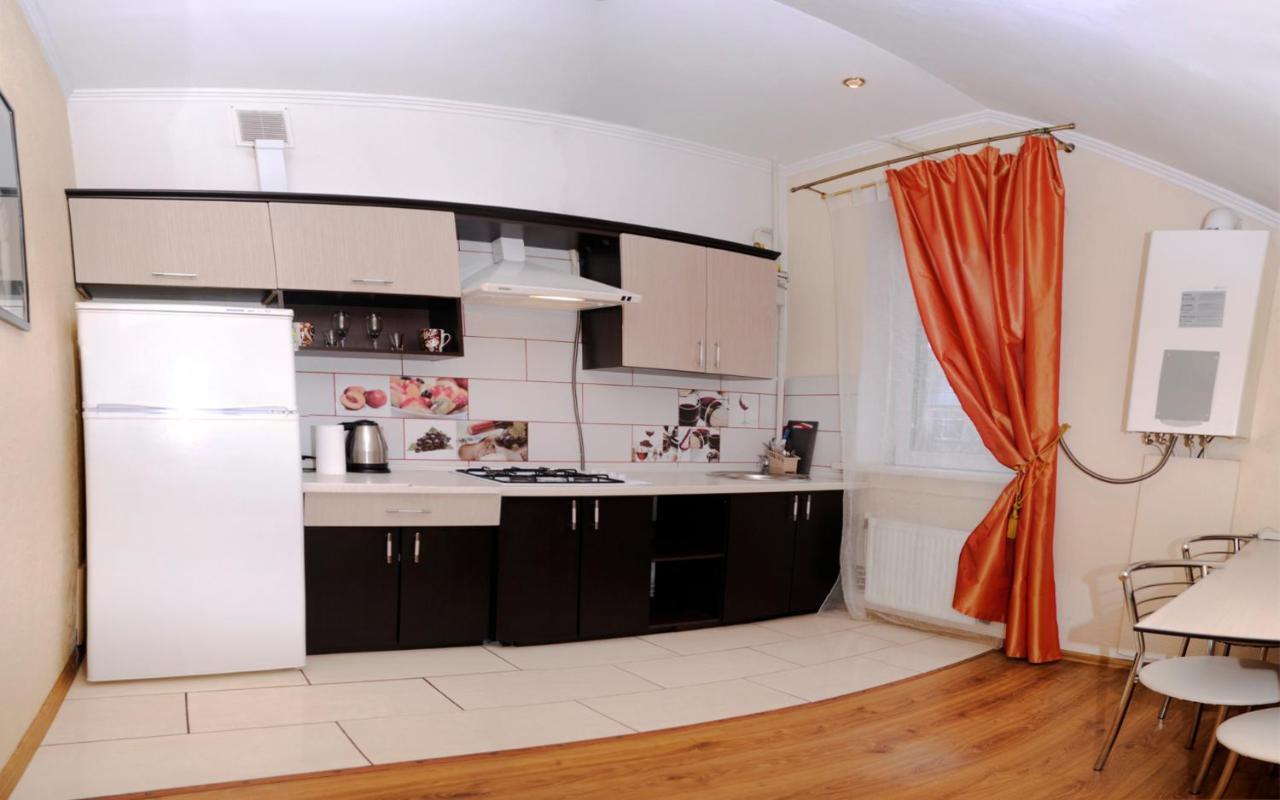Apartamento Залізнична 49 "Хочу Цю!" Ivano-Frankivsk Exterior foto